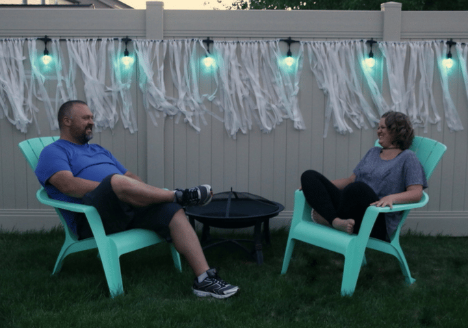 easy-outdoor-entertaining-with-cafe-lights