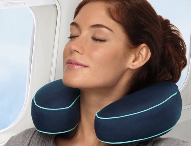 brookstone-neck-pillow-682718-edited.jpg