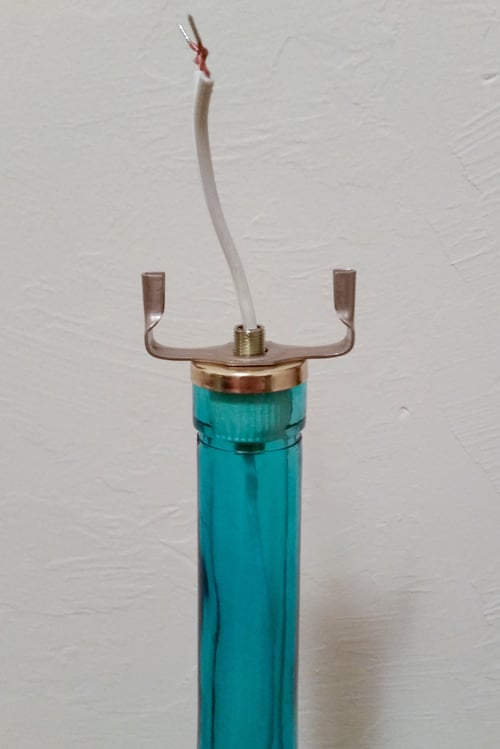 Jasco_How-to_DIY_bottle_lamp
