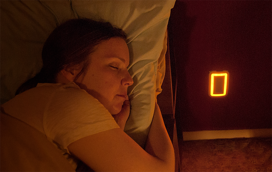 Sleeplite-amber-lighting-in-bedroom